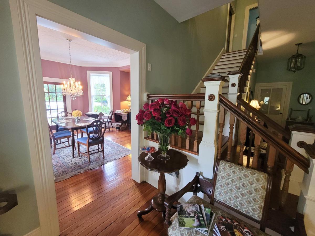 Camellia Rose Inn- King Room Southern Charm Gainesville Exterior foto